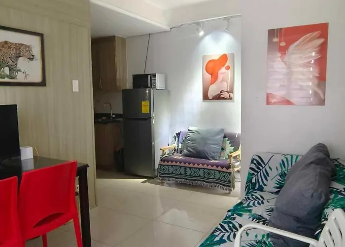 Two-bedroom By Metro Staycation アパートホテル マニラ市